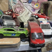 سيارات مصغرة • مقاس ١:٤٣ • حديد بالكامل