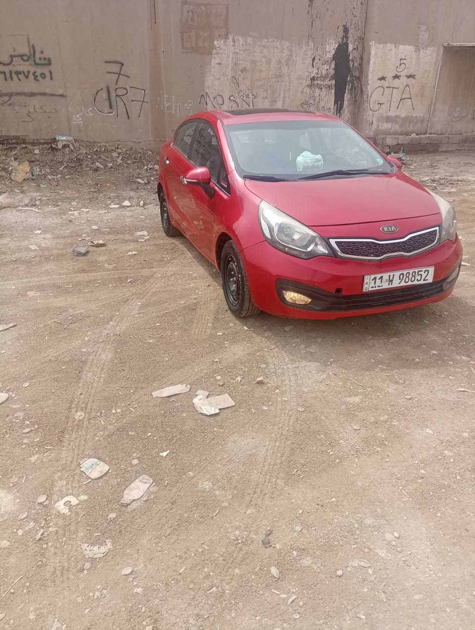 كيا ريو موديل2014فول مواصفات خليجيه محرك 1600السعر78عنواني بابل رقم التلفون***********مصبوغه حزام بدون ضربه رقمها بغداد انكليزي
