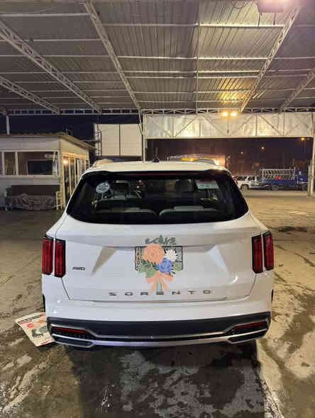 سورنتو ٢٠٢٢
ماشية ٧٥كم
فول مواصفات
ضمان دوليه 
السعر ٣٠٠$
***********
