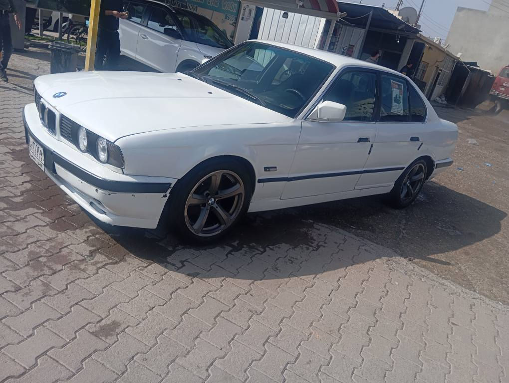 سعرها 33بيع مستعجل مكانها كركوك سنويه دولي الرقام بعدهن لل28مشروع وطني شرط التحويل موديل 91حجمها 535سياره خيرمن الله وين تريداطلع بيها جاملق امامي ضربه نت مامتواجدمراوس مااراوس محتاج فلوس قصدماابيع *********** كركوك, العراق
