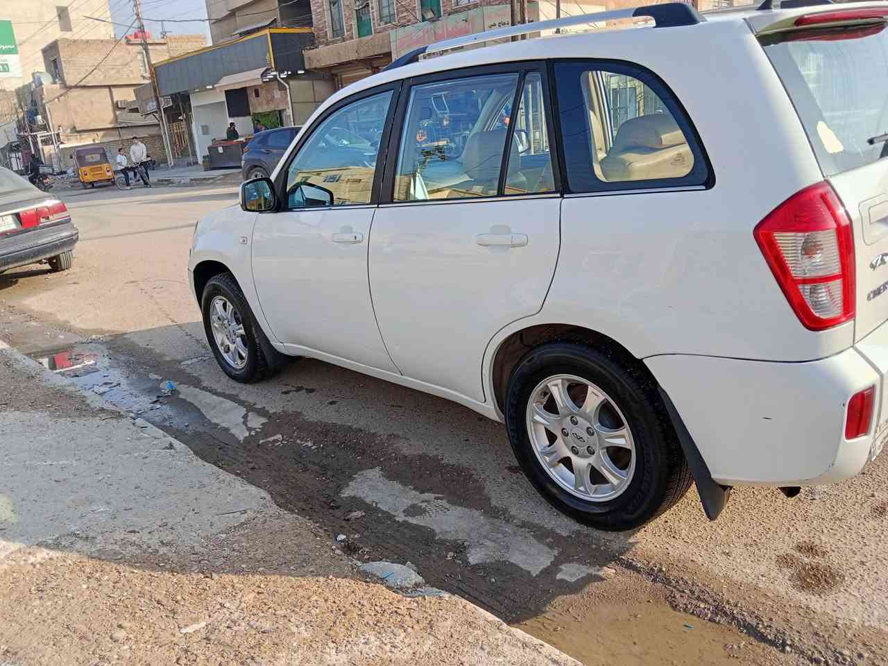 سلام عليكم تيكو 13 بغداد السيديه  مابيه معجون ولا ضربه ولا خياس نضيفه السعر 58  ***********
