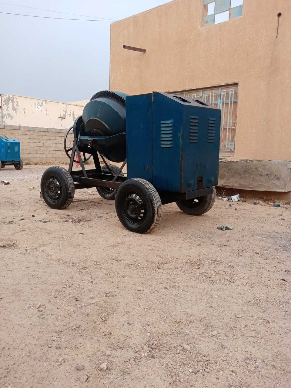 السلام عليكم خباطه للبيع لبناني باب أول مستخدمه قليل مكفوله من كلشي السعر (مليونين و 100) السكن (الرمادي) التواصل ع هاذه الرقم *********** واتساب
