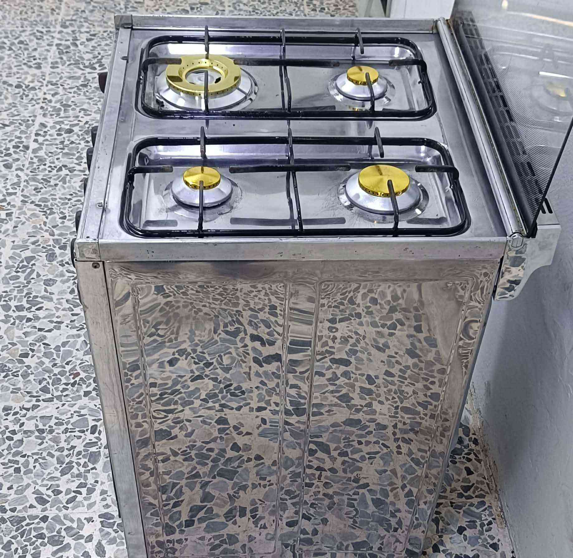 🔥 عرض مميز – طباخ تكنو عشتار مصري 4 عيون 🔥
✅ حجم 60*60
✅ 4 شعلات قوية
✅ فرن شغال خط واحد
ستل ستيل 
💰 السعر: 170 قابل للنقاش
📍 العنوان: موصل – وادي حجر
📞 للاستفسار: ***********
🔹 للبيع أو المعارضة حسب الاتفاق والقناعة 🔹
✨ فرصة ما تتعوض ✨ موصل, نينوى
