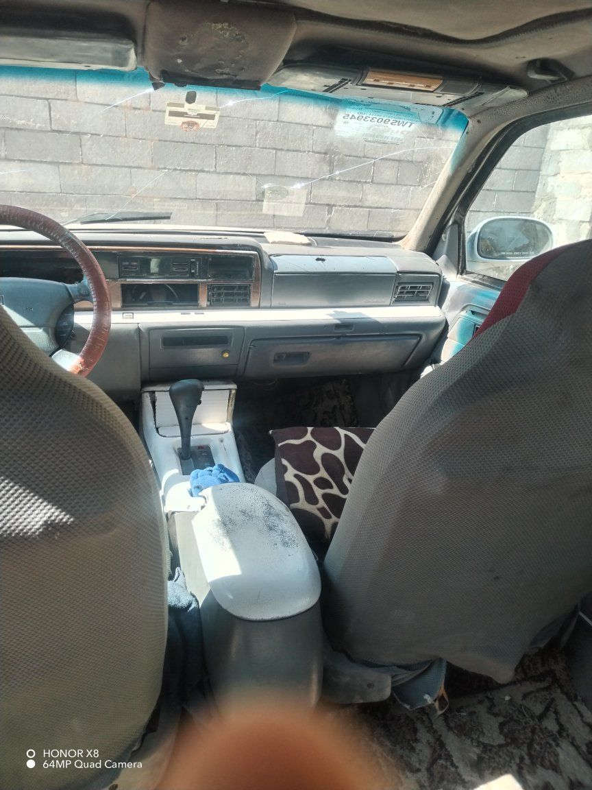 فورد موديل ٩٤ رقم كركوك ألماني محرك وكير أفلون راعيه بخانقين السياره مكانه الانبار السعر ١٣ وبيه مجال خابر وتدلل ***********
