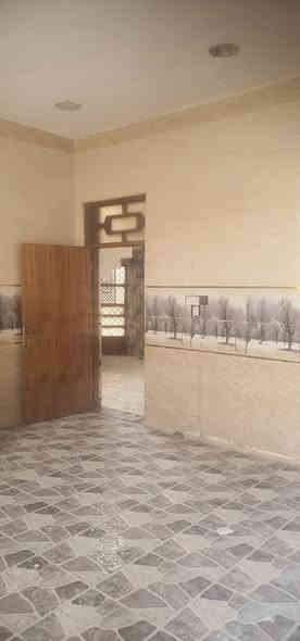 🏛 مكـــــتــــب مــحــــمد الامــــارة للـــعـــقـــار 🏛

🎗 نعلن عن بيع بيت في الدبية الثالثة قربة دائرة الكهرباء 🎗

♦️-- مساحه 200 متر ❗️✅️
♦️-- واجه 10 م ↔️✅️
♦️-- النزال 20 م ↕️✅️
♦️-- عرض الشارع 10 متر ✅️
♦️-- طابق واحد يحتوي على :- غرفتين + هول + اسنقبال + مطبخ + صحيات داخلية وخارجية + طرمة كبيرة + حديقة كبير
.
♦️-- المنطقة توجد فيها خدمات  ماء + كهرباء + بناء

♦️-- السعر بالنقد 110 وبي مجال !!

♦️-- السعر عن طريق المبادرة 115 وبي مجال !!
_______________________________
لـــلاســــتـــفـــســـار الاتـــصـــال عـــلـــى :
📱📱📲📲

*********** رسول الامارة
.
#عنوان_المـــكـــتــب
طشاش الثانية / نهاية شارع الاسعاف الفوري / ركن توزيع عميشة والضباط

🏛 مكـــــتــــب مــحــــمد الامــــارة للـــعـــقـــار 🏛 دهل اوران
