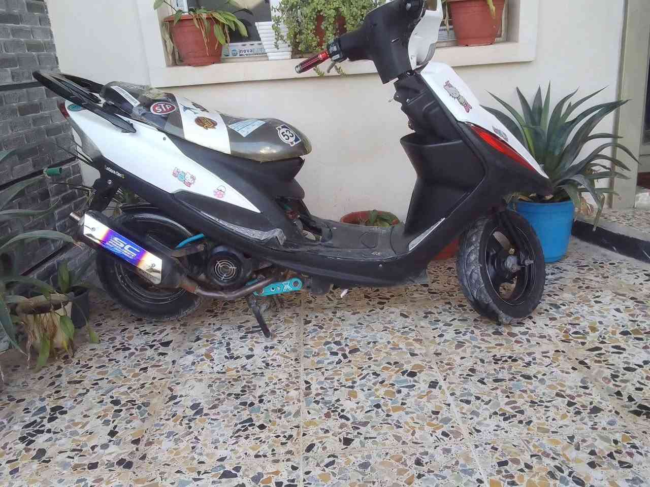 سلام عليكم اخوان من رخصة الادمن عدله للبيع مكينه 61 روله 600 كور ولفين كبار بصمه كلجات رياضي خلفي وامامي شلعه ومعدله كابريتر قفاز قويه دراجه سعر 500 وبيه مجال بسيط للشراء ادمن وافق فدوه الگلبك 
مكان فلوجه جغيفي ثانيه


**إذا كنت صاحب هذا الإعلان وتريد حذفه لأي سبب، رجاءا أرسل رسالة إلى الدعم الفني**