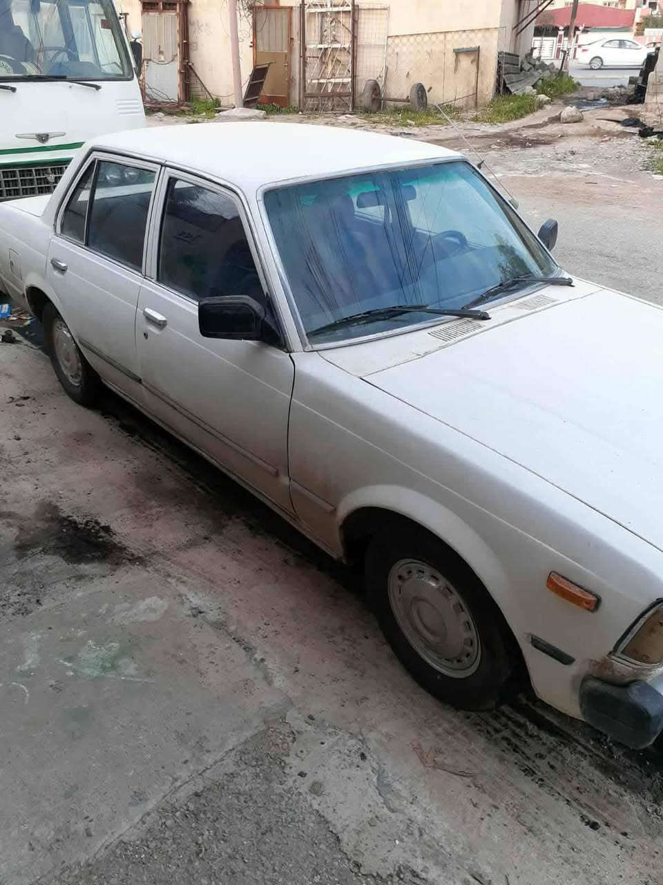 السلام عليكم كرونا لبيع موديل ٧٩محرك كير اكسن طخم تايرات شرط مصبوغ سياره كلها بلادي ***********/٠٧٥٣٦٣٢٩٢٥
