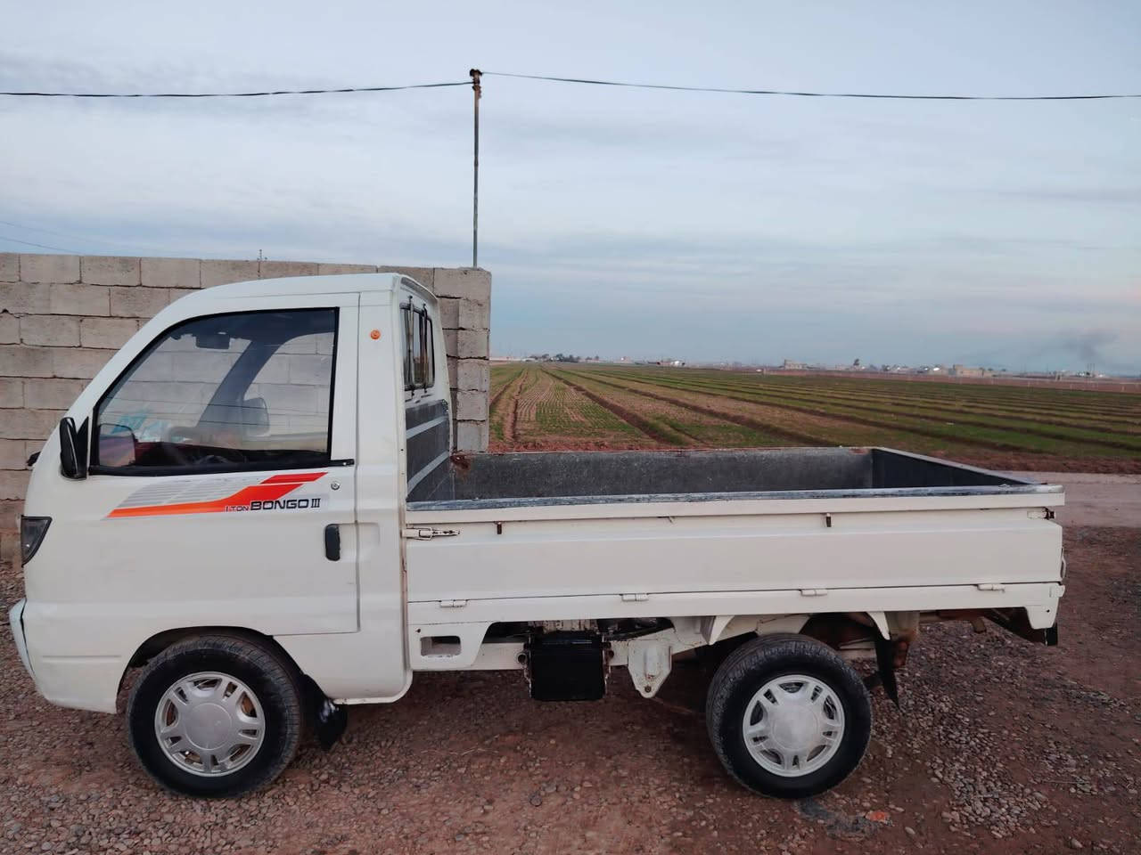 سلام عليكم!! هيفا للبيع 2007 اوراق كامله منفيس خياس مابيه صبق مابيه محرك كير شرط والباقي شوف العين  السياره بلاديه العنوان الحويجه السعر 25 ورقه وبيه مجال !! للاستفسار اتصل ع الرقم ***********
