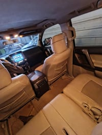 سيارة برادو 2012 Txl كويتي  6 سلندر السيارة نظيفة من كلشي ومابيها اي ض...