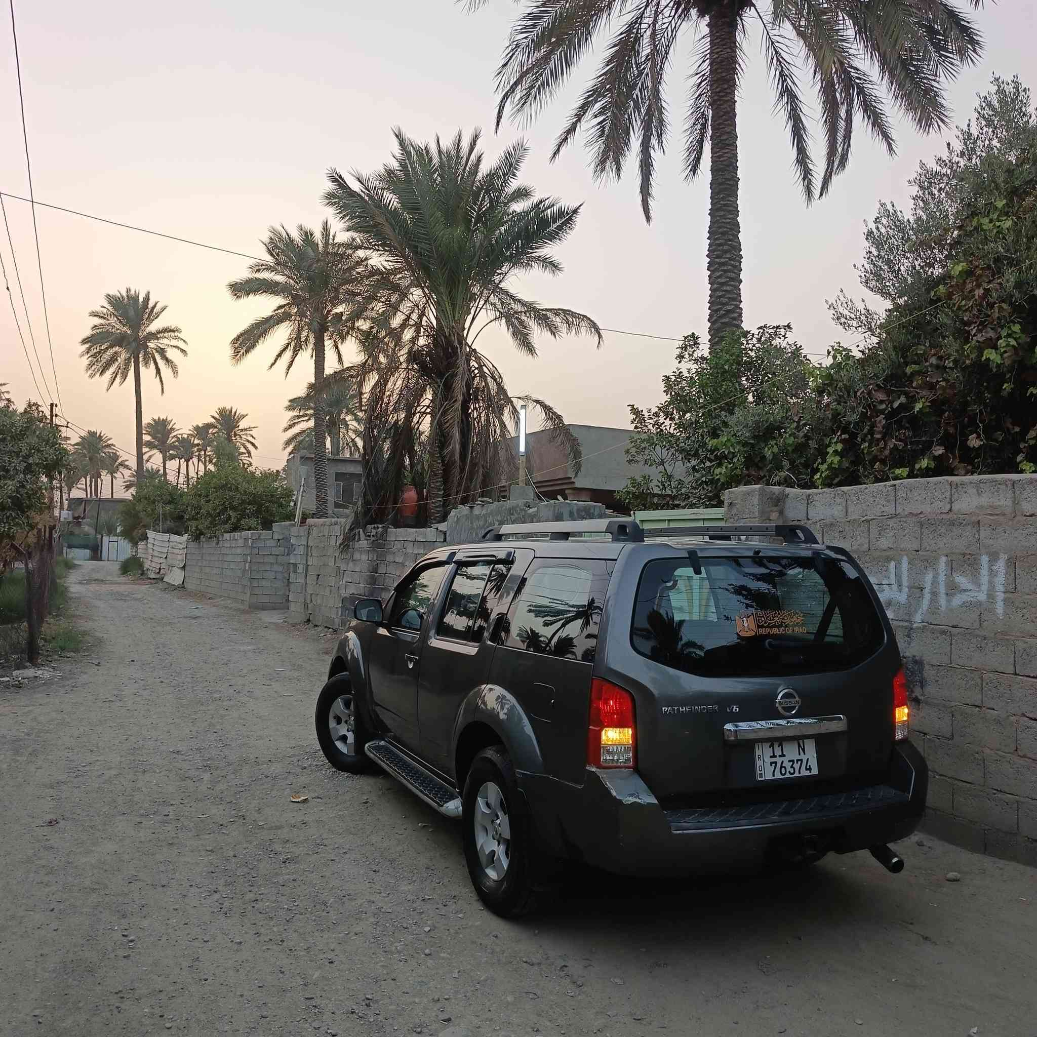 نيسان فافندر للبيع كير أكسل خير من الله مكينه خيط بخار ستوه بادي داخله فول مكينه 6 سلندر 400 سياره بسمي تحويل ثاني يوم ***********
