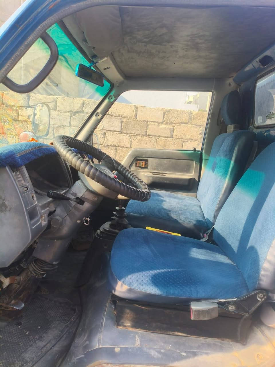 السلام عليكم تيوتا اصلى قلاب سياره مدام عين مكفوله كامل من محرك جديد مكان سياره موصل سعر 90 بيها مجال للطيبين 
***********
***********
