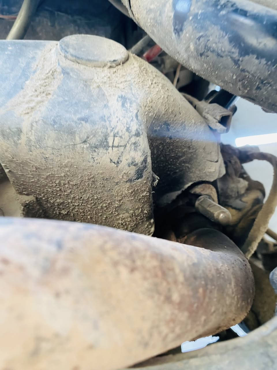 كوم حديد شغاله بس بلك وصلنصه صوتهة عالي برغي صلنصه مكسور


**إذا كنت صاحب هذا الإعلان وتريد حذفه لأي سبب، رجاءا أرسل رسالة إلى الدعم الفني**