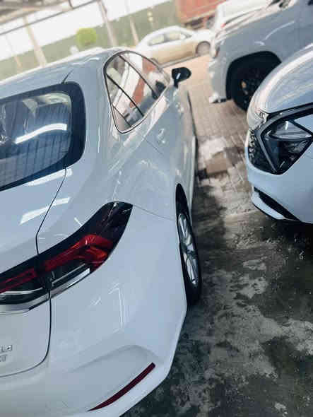 سلام عليكم 
كورلا 2024 
بانزين فقط 
مكينه 1800 دوش كير أي تي 
تبريد قطعتين 
بصمه فتحه
شاشه كأمره 
تحديد مسار تحكمات ستيرن 
كروز سرعه 
سايد بريك دكمه 
السياره نضيفه اخت الزيروو 
السعر 160 
الرقم ***********
مكان السياره بغداد الحبيبيه معرض دبي
