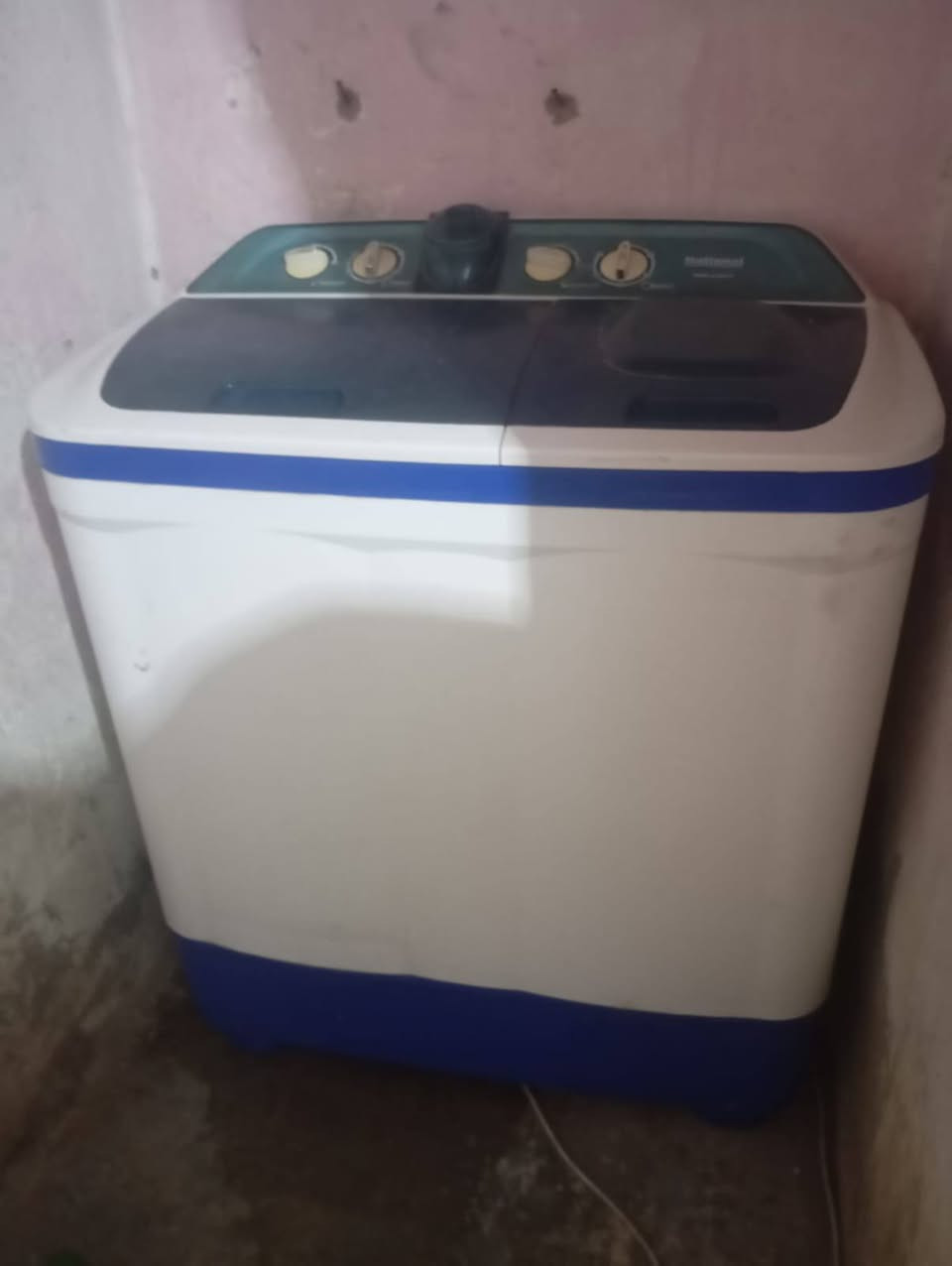 سلام عليكم غراض للبيع غرفه نوم نقص كنتور سعر 150 كيزر جديد 70 غساله شغاله سعر 75 غراض بيه مجال عنوان سكن رمادي منقطه 8 شباط


**إذا كنت صاحب هذا الإعلان وتريد حذفه لأي سبب، رجاءا أرسل رسالة إلى الدعم الفني**