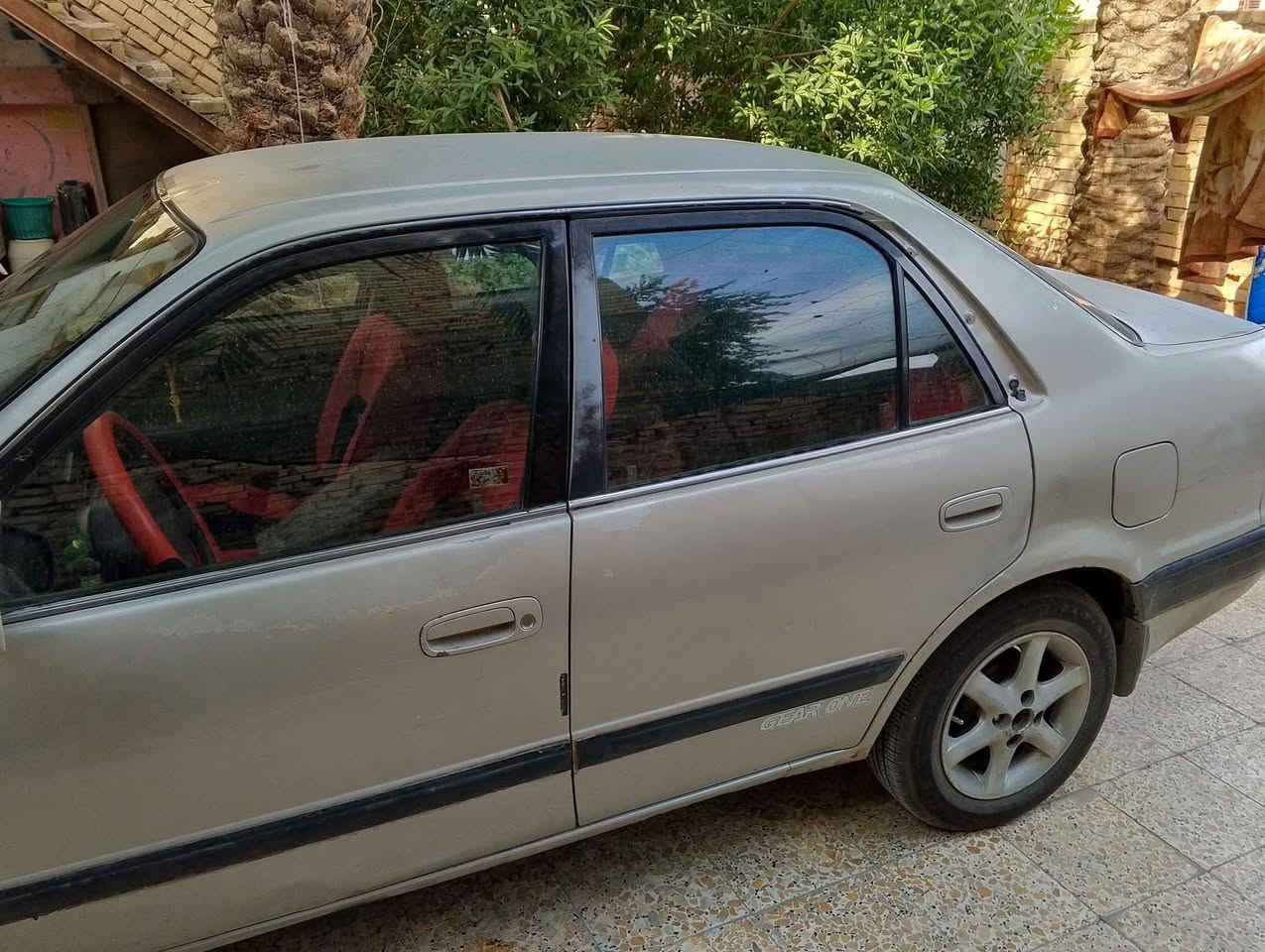 السلام عليكم ورحمة الله وبركاتة
كورلا 1995 للبيع بدون صبغ بدون حادث  فقط طخه  جاملغ عكس سايق  بيها جراد  سعرها 42 سياره بسمي  رقم انبار بسمي  العنوان الكوت خاجيه  رقم الهاتف ***********
