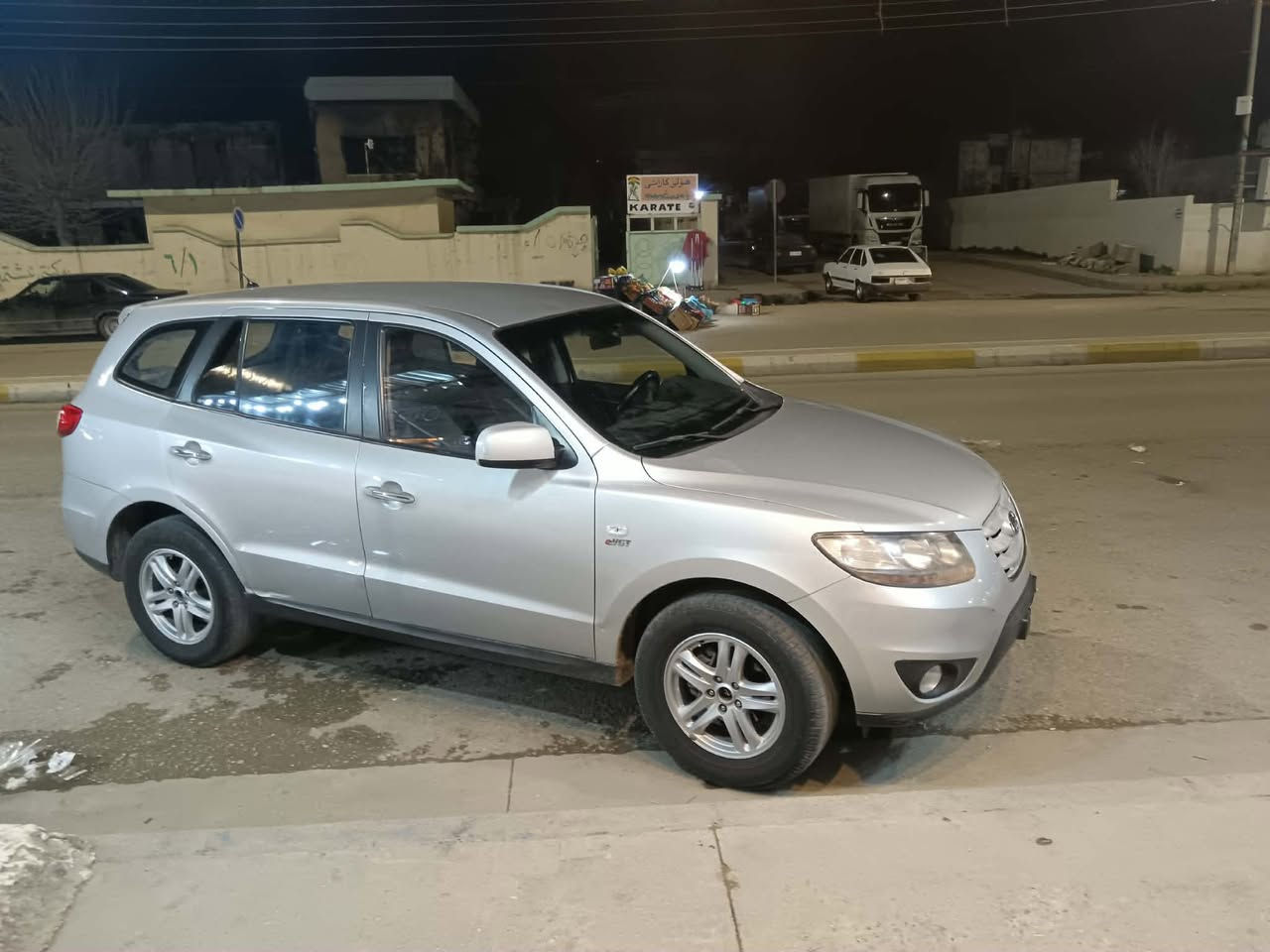 بەناوی خودا هۆندا سەنتافی ٢٠١٠گاز!بڕاوە!چوارنایەی لۆکی لەسەرە ئەمڕۆ گۆڕیمان (ئەمانە مواسەفاتین:تراکشن کۆنترۆڵ دەبڵ ئەکسل4+4ئیکۆیە  کوشن هیتەرە )ماشەڵا سفر سفرە ژ.م(***********) (***********)
