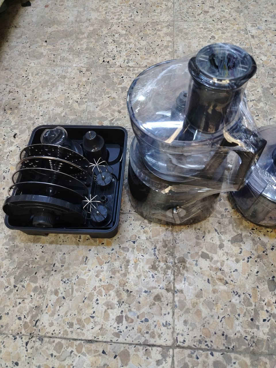 ست البيت  ماركة فلبس باله اصلي كامله كل غراضها


**إذا كنت صاحب هذا الإعلان وتريد حذفه لأي سبب، رجاءا أرسل رسالة إلى الدعم الفني**