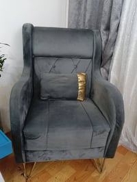 كولش 7مقاعد • قليل استعمال • نضيف