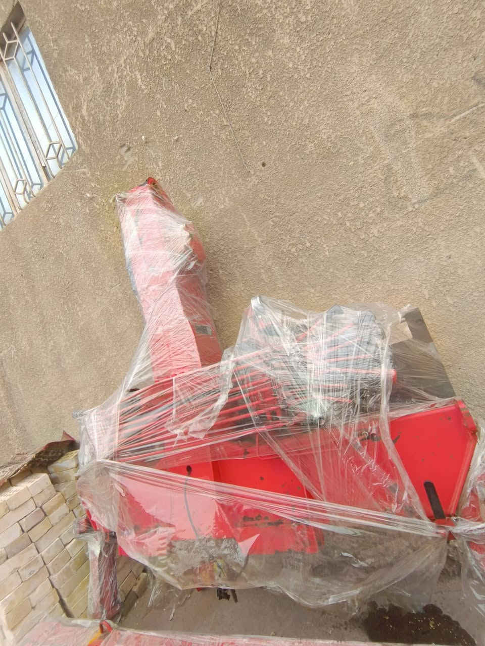 سلام عليكم كرين يوكان 3400 2سلايت كرين حاويه لنتصال حسين دريول ***********
