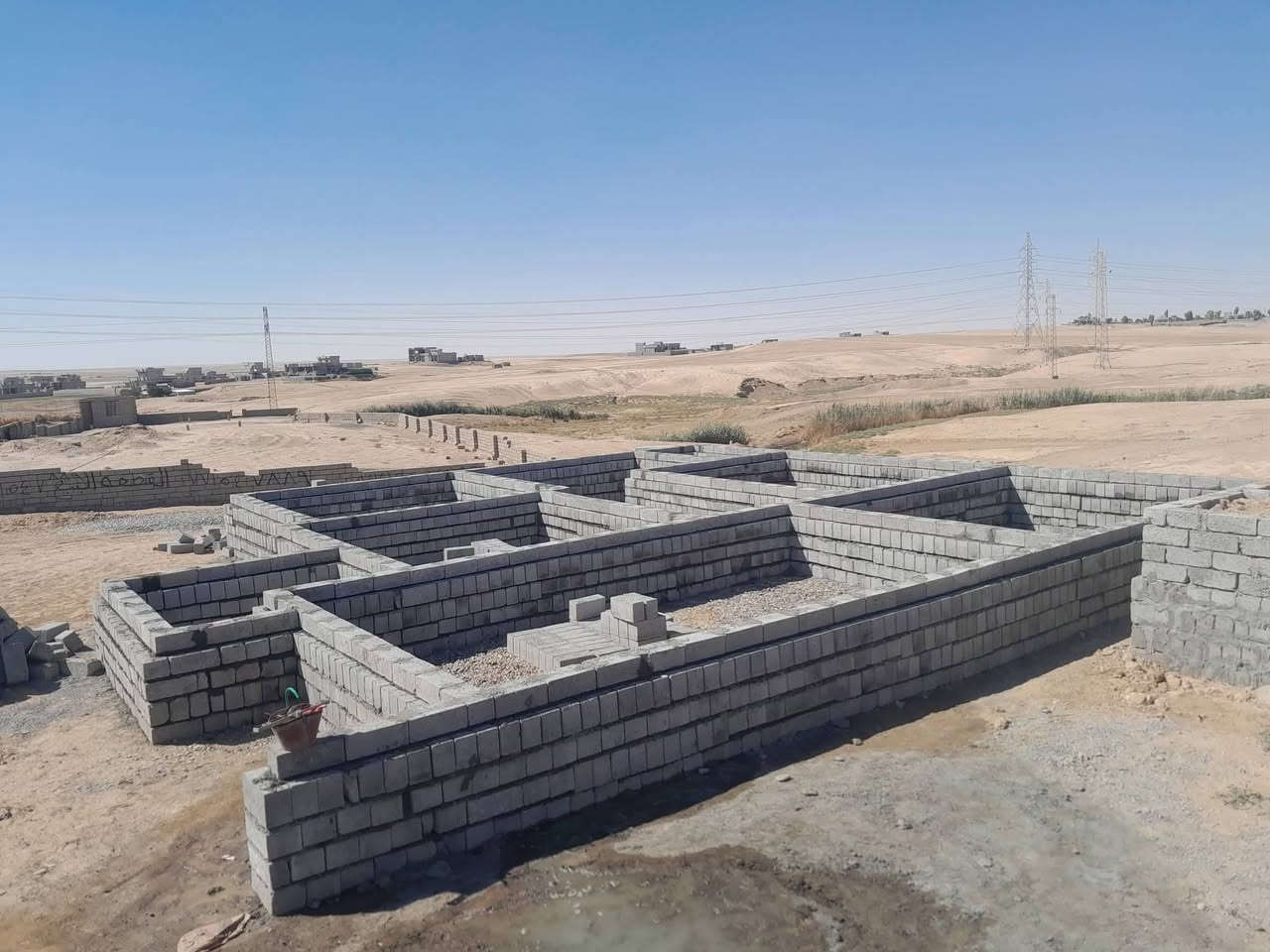 السلام عليكم يوجد كادر بناء متفرق حالين شقل درجه اولئ ومن الله التوفيق الاستفسار على هاذا الرقم ‎/***********/
