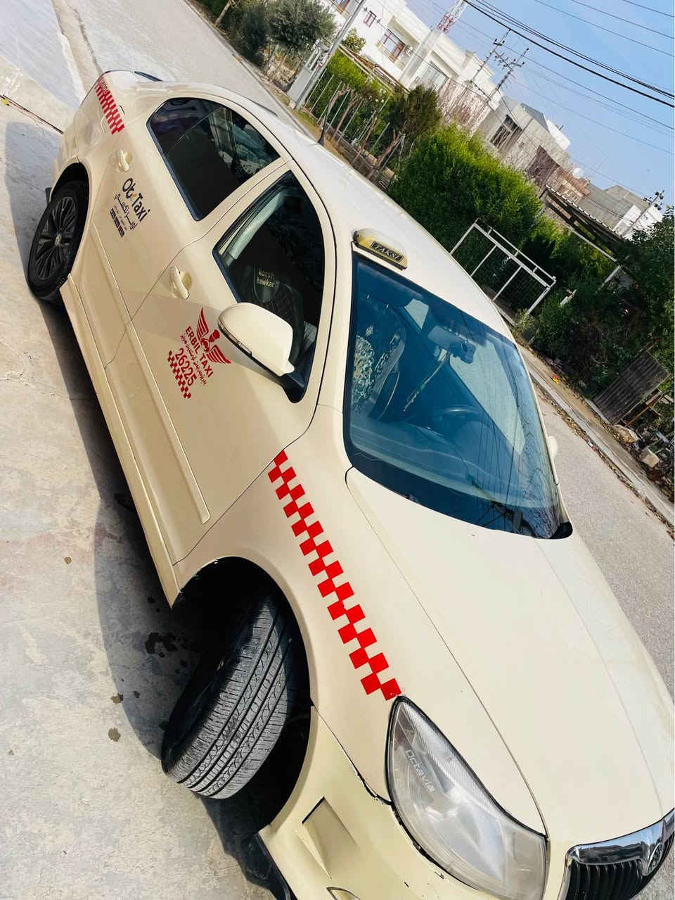 سکۆدا ئۆکتاڤیا ٢٠١٣ توماتیک مەکینە ١٦ بچوک گۆڕاوە بۆ ٢٠ جیتە فوول کەمەلیات جوانکاری چوار تایەی نوێ غازو بەنزین شاشە ئایپاد کامێرا دوو پارچەو نیو سبوغ پشتی کەپسە پێشی لای سایەق کەمەک گرتیە     ژ.م*********** أربيل, العراق
