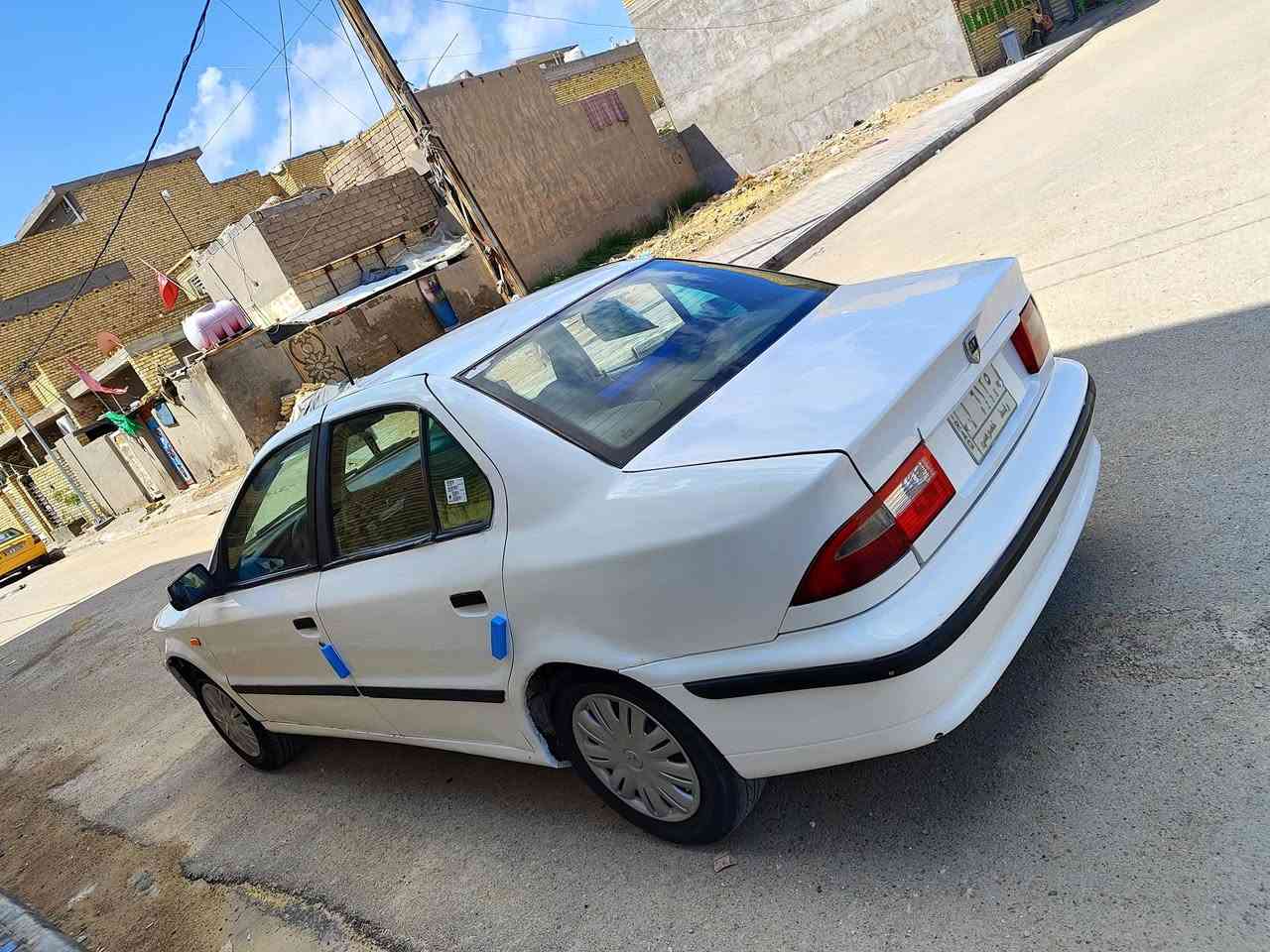 سمند ناطقه موديل 12 كرستال اصل رقم واسط مشروع وطني سنويه لل 28 مكفوله كفاله من الظربه  والتبديل معمر هلالات ودوس وبيه رشات صبغ مكينه كير مكفولات تبربد كمبريسر وكفت كهربائيات كله شغاله السعر 33 بيه حك الجيه مكاني الكوت ***********
