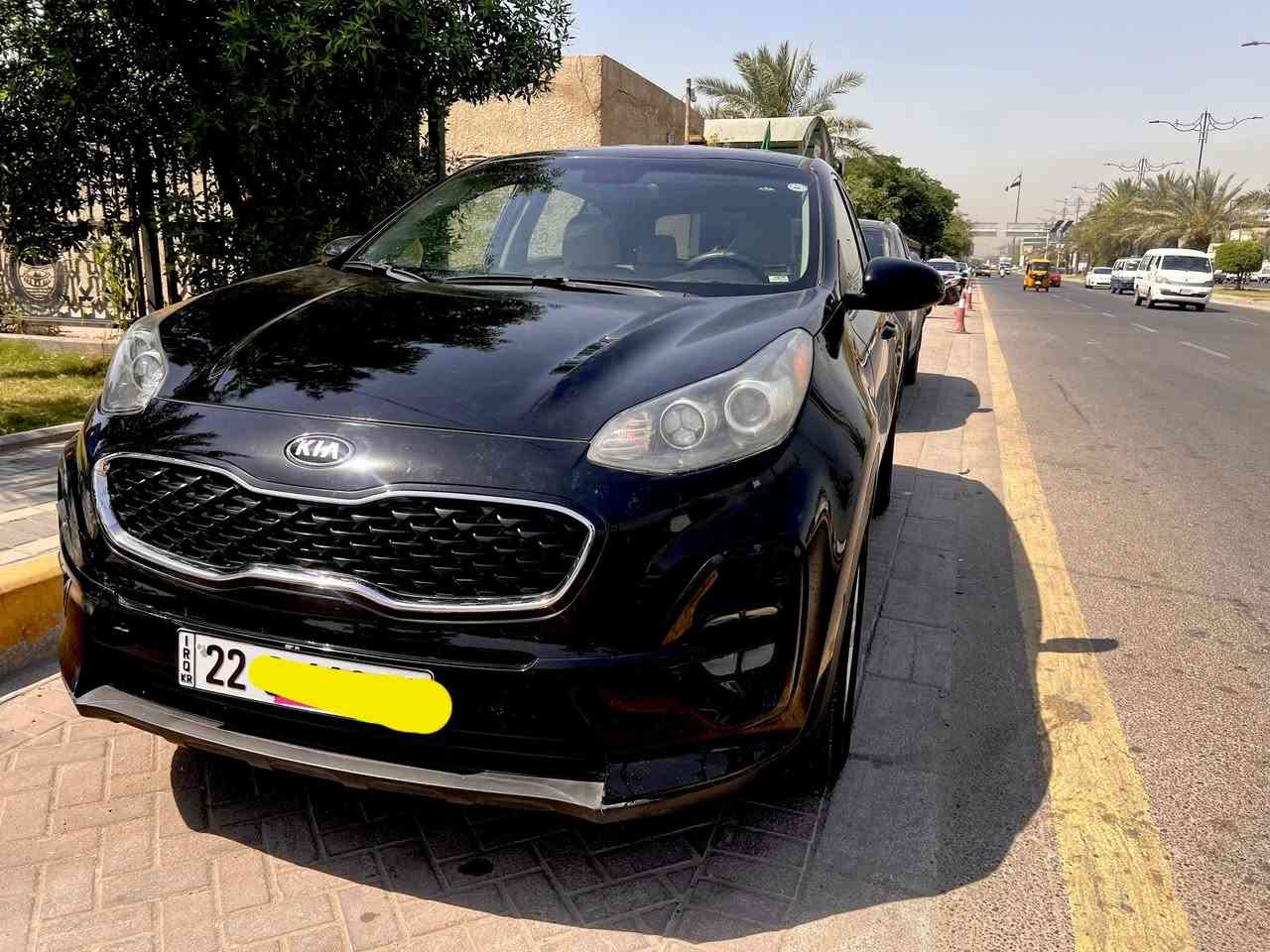 🚘 للبيع كيا سبورتج 2019 فئة EX وارد أمريكي 🇺🇸
سيارة نظيفة جداً واستعمال شخصي وعليها ادامة كاملة بدون اي نقص

✅ كير ومحرك مكفولات
✅شواصي ولغود مكفولات
✅ شاشة وكاميرا خلفية
✅تحكمات ستيرن جهتين
✅مثبت سرعة
✅ كشنات دوشمة جلد
✅ تكييف ثلج
✅ تايرات بحالة جيدة
✅ داخلية نظيفة جداً

السيارة وارد أمريكي حادثها خفيف جداً فقط بنيد مفتوح ومصبوغ حسب السونار . وبارد بالجاملغ بدون دواخل وبيها بارد بالصندوق فقط وتكحيل بسيط صغير على كد اصبع والسيارة حالياً جاهزة للفحص بأي مكان وين ماتريد
السيارة رقمها اربيل بأسمي شخصياً وفقط تحويل ما اسوي وكالة 
✅السيارة ماشية 78الف
✅مو كل سبورتج وارد أمريكي نفس النظافة، تعال شوف السيارة بنفسك واحكم،عليها

🔥 السعر(162 ورقة قفل)
وبالعافية على ياخذها.المكان بغداد
✅هذا رقمي 👇اتصال و واتس اب متوفر ***********
