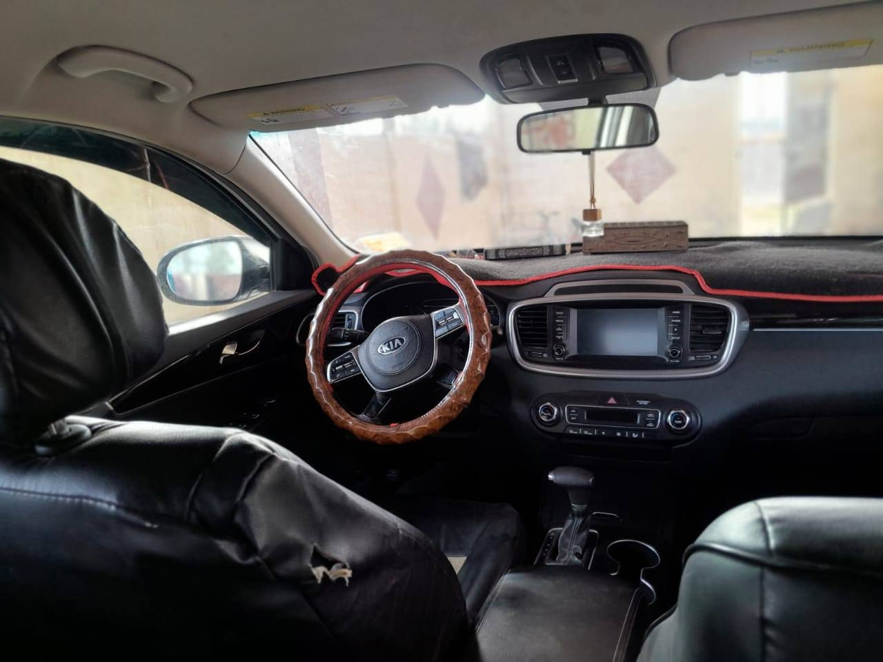 سورنتو امركي موديل 2019
 بغداد حادث تبديل بنيد جاملق  ٧راكب ٦سلندر
محرك كير واير بشرط ماشيه تقربا ١٥٠ 
سيارة حيل نظيفة كلشي عل بلاد جديد 
سنوية هزة كلشي جديد مدفوع لـ
باسمي السنوية بشرط تحويل وغرامـة
سيارة مابيـها دينار مصرف كامل من كل نواحي
رقم صاحب سيارة ***********
