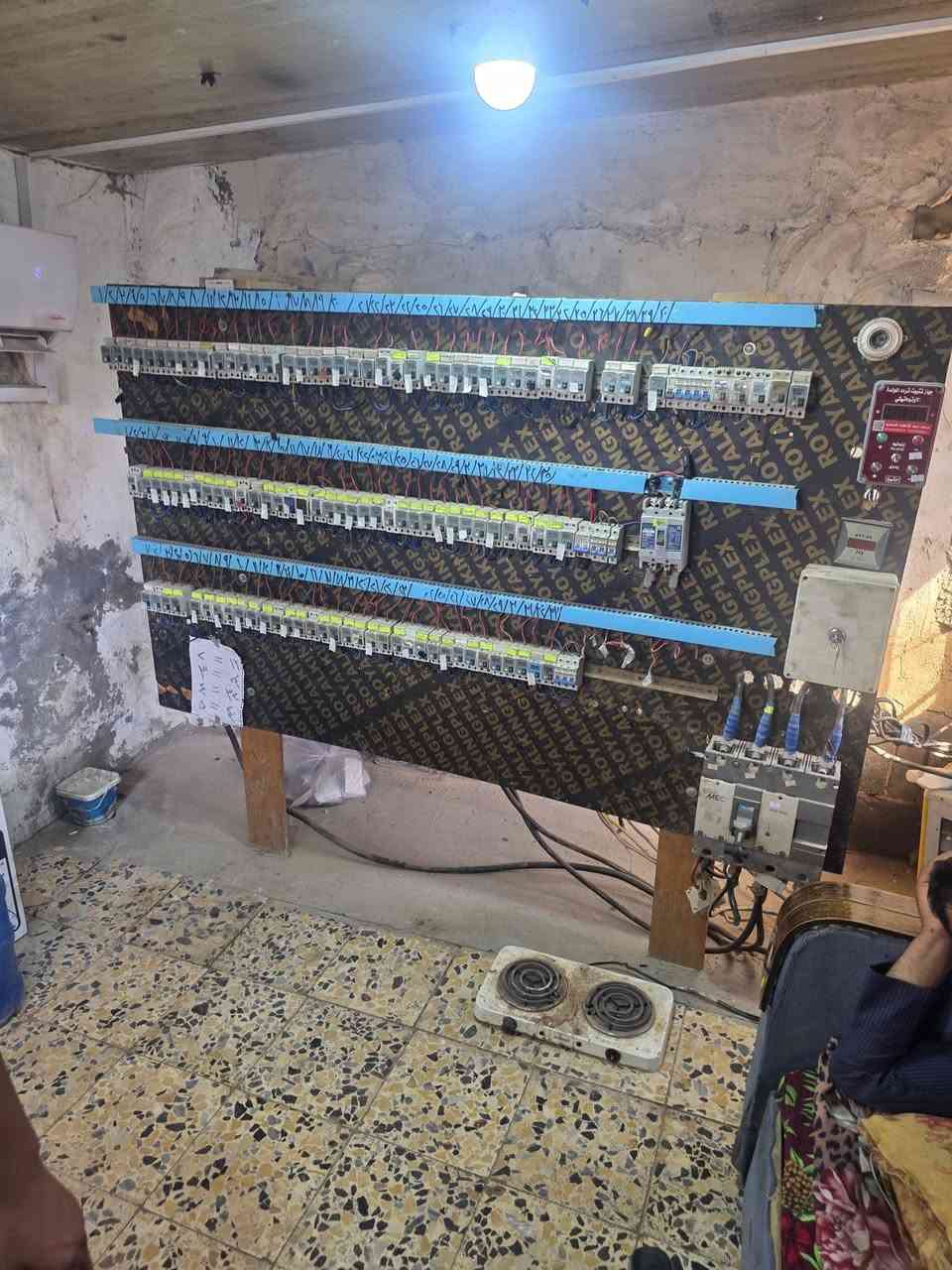 موقع مولده للبيع المكان النجف الحيدريه الحمل 600وقابل للزياده مكاين وحده سكانيه ستندر +البي عشره ستندر الحصه 150 كيفي السعر 45 وبيهه مجال  الستفسار ***********
