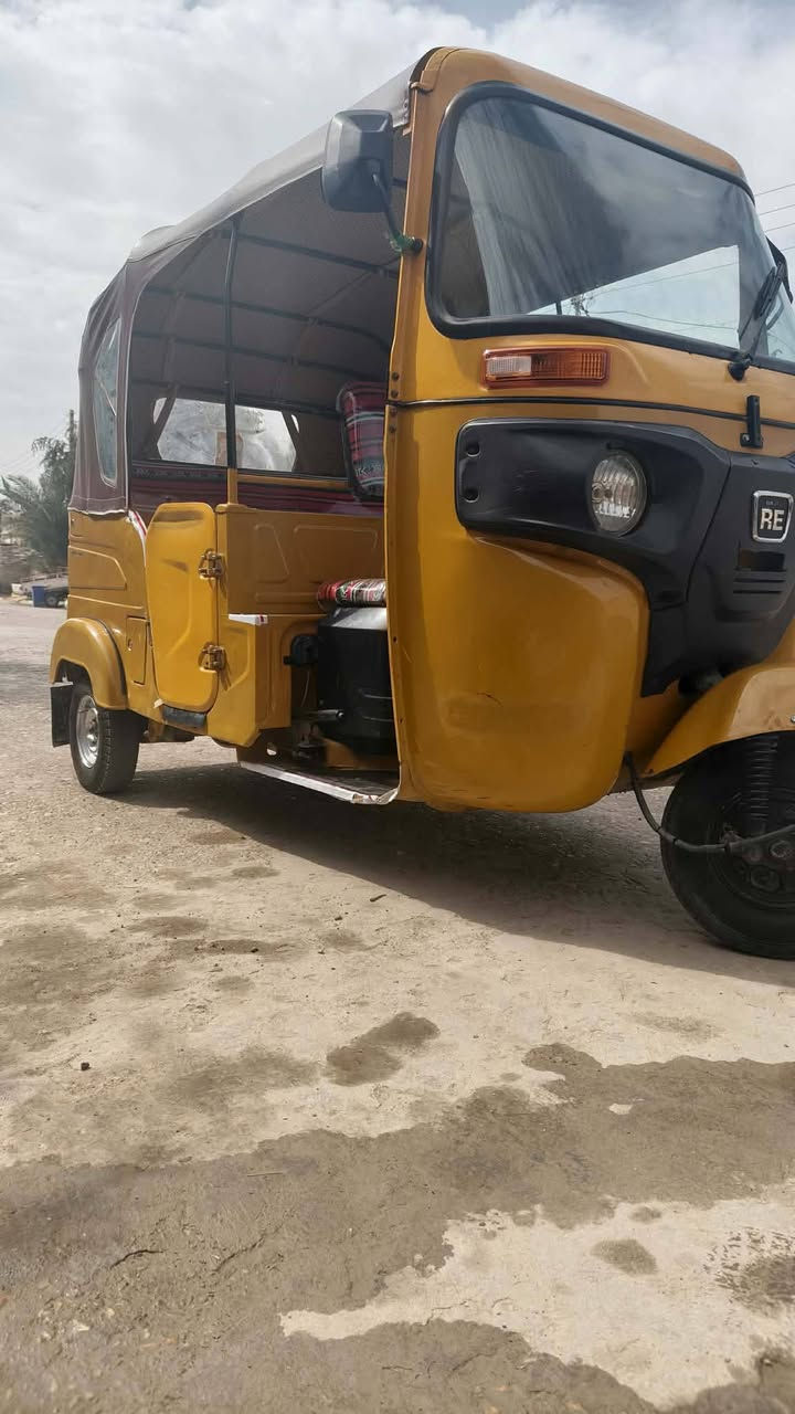 تكتك للبيع موديل21شهر5كشترها حلوه كفاله من الصبق ولمعجون ومكينتها مجفته لاتنقيص ولاتبخير رقم وسنويه مكاني اعماره المجر الكبير ***********هاذه رقم راعيها لحد يراسلني مكلف بل نشر
