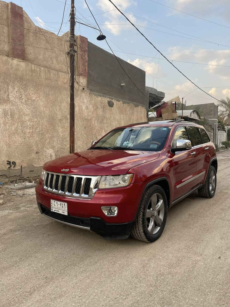 السلام عليكم
جيب اوفر لاند 2011 فول داخله كلين صاربيه صبغ بنيد وقبق الجنطه بدون داخل بدون ايرباك  سياره جاهزه من كلشي السعر 155
***********
