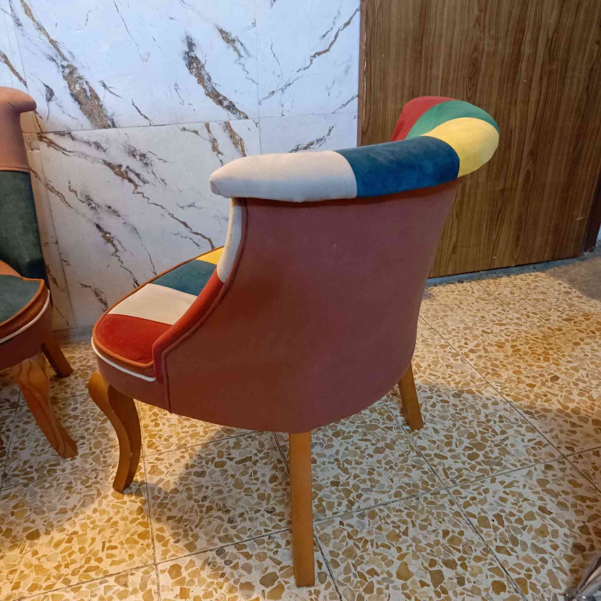 تخم خشب صاج قماش قديفه مقاعد خشب تخم تكمه كلش نضيف 8 مقعد ثنين قنفات أم نفرين و 4 كراسي سعر 250 بغداد, العراق


**إذا كنت صاحب هذا الإعلان وتريد حذفه لأي سبب، رجاءا أرسل رسالة إلى الدعم الفني**