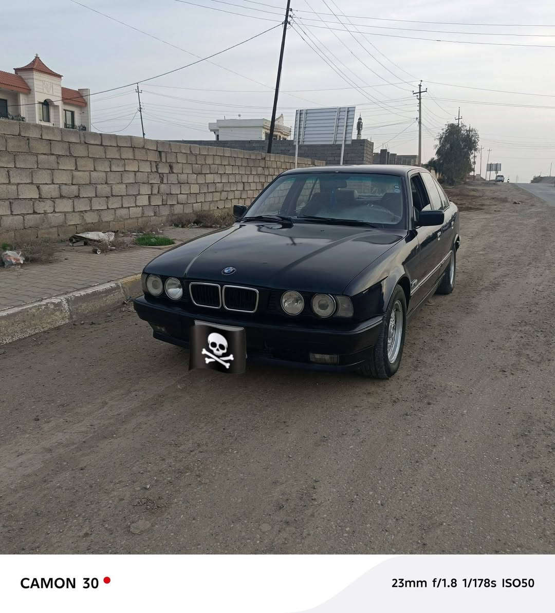 السلام عليكم بسبب الوعود الكاذبه بي ام دبليو  بجم عريض محرك كبس كير محرك خير من الله كهربائيات كلها شغاله تواير صدر  جدد مصبوق عام بدون طخه أو دعم 
السعر ٥٧ وبيها مجال السياره شرط التحويل  *********** 
تبريد ❄ 
تدفئه 🔥
