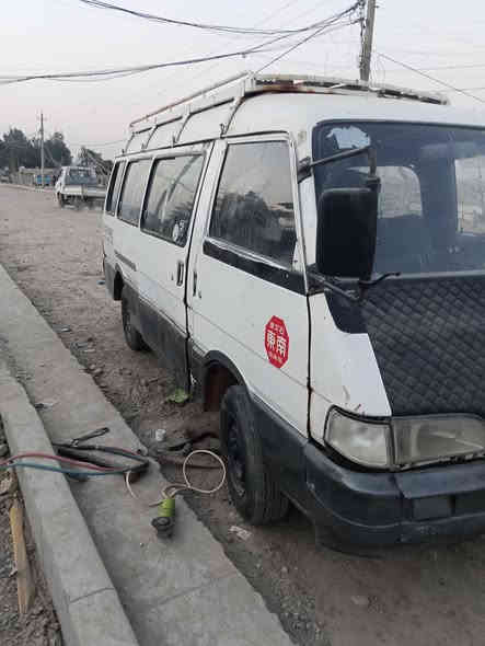 اسيا للبيع مكينة وكير مكفولة بدون بور رقم صدامي بدون تحويل السعر 23 رقم الهاتف ***********
