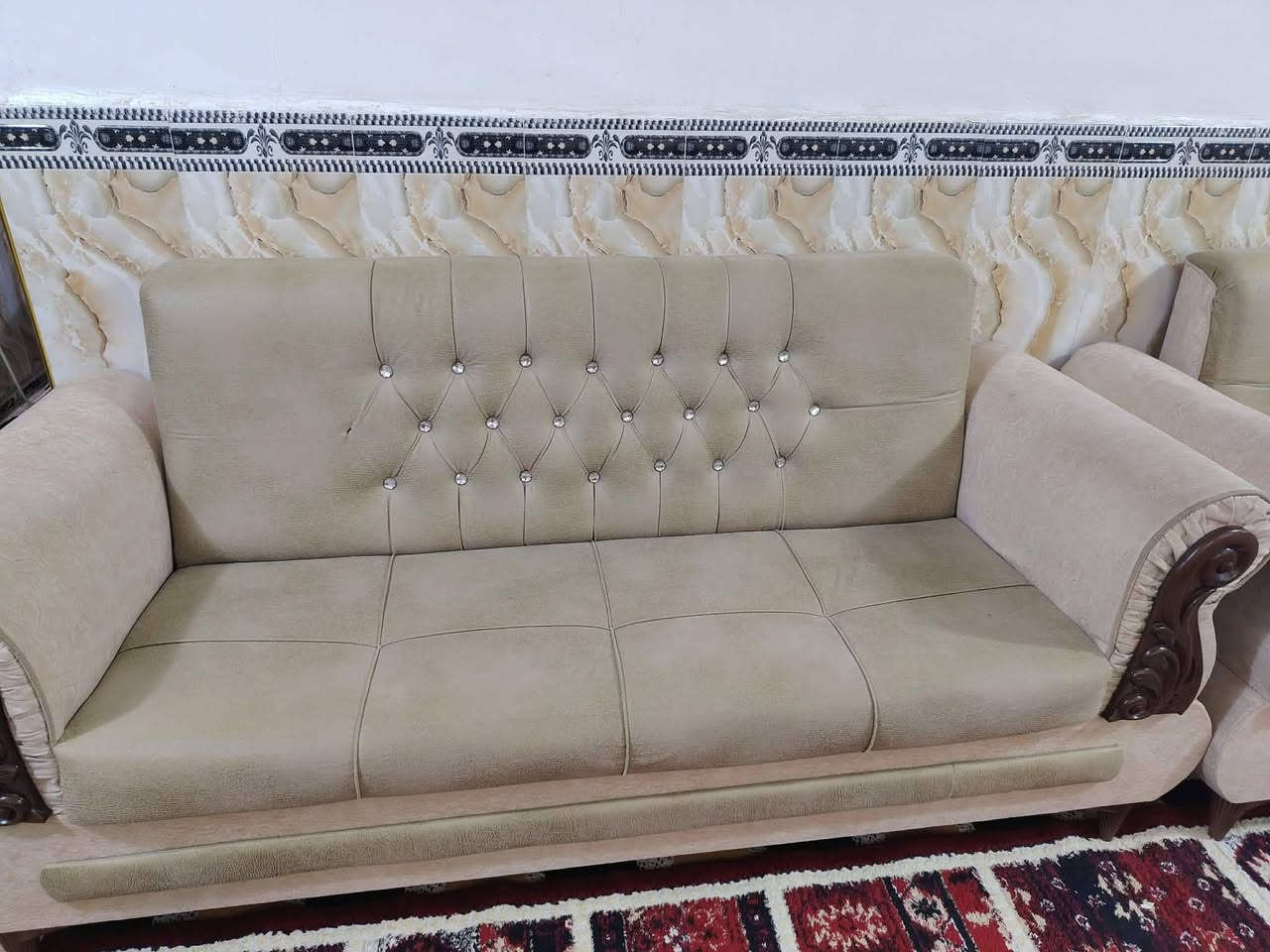 تخم عشر مقاعد للبيع نضيف جدا اي ضرر مابي


**إذا كنت صاحب هذا الإعلان وتريد حذفه لأي سبب، رجاءا أرسل رسالة إلى الدعم الفني**