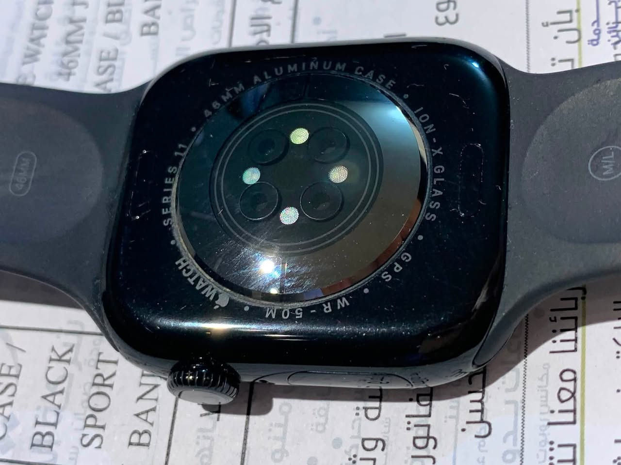 Apple watch S11 46 mm
بطارية 100%
نضافة 99% 
السعر : ٤٢٥ الف دينار
***********
مكاني كربلاء و ( ماعندي توصيل )
بس كارتونتها ضايعه اما الوصل و الشاحنة موجوده
