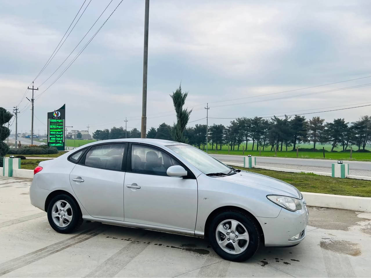 هۆندا 2010 eco
نمونە وسفر
شاشە زینۆن ولایت ڕەش
مەکینە بچوکی دکشن بەرز
گێڕومەکینە بەشەرت
بێ دەعم ولێدراو
کامل مەسروفی بۆکراوە
بێ ساردو شوخت 
***********
***********
شوێن: ژاراوە- قەلادزێ بشدار, السليمانية
