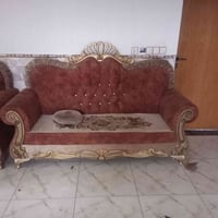 تخم • ١٠مقاعد • نضيف جدا