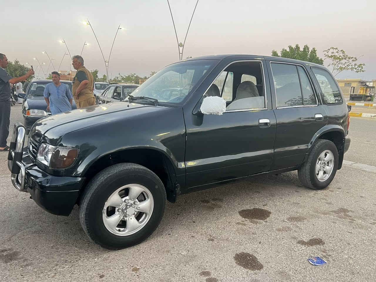 السلام عليكم
… الحلال للبيع
او مراوس بسني 2001

كيا سبورتج موديل 1994 

محرك 2000 مفتوح مو مسكر المرغوب 

شرط المحرك منفوظ منفوظ كلشي اصلي مشدود

كير اوتماتيك شرط بدون عيب 

صدر امامي خلفي جديد 

بور ستيرن ومشط كله شرط 

لايتات جدد بگلايتات اصليه وكلها شغالة

داخلها لوك وسقيفة نضيفة 

محرك /كير / صدر /كلها شرط كهربائيات كلها شغالة

السياره جاهزه متصرف عليه دينار

السياره مصبوغه عام جمالية بدون ضربه بدون معجون شرط الفحص  

رقم الانبار الجديد سنوية لـنهاية سنة 2027 شرط التحويل 

مكان السياره الانبار - هيت - كبيسة 

السعر 43 ورقة وبيها مجال بسيط 

للاستفسار 

***********
