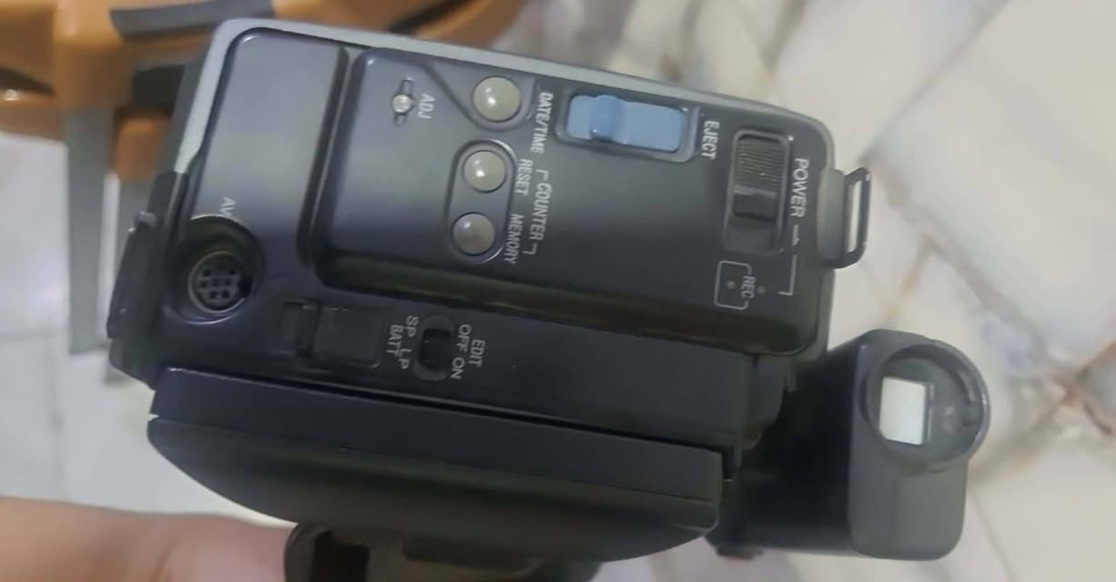 كامرة فديو شغاله انتيكا بدون كاسيت ابيع هل موجود قيم بالي الله يرضى بي


**إذا كنت صاحب هذا الإعلان وتريد حذفه لأي سبب، رجاءا أرسل رسالة إلى الدعم الفني**