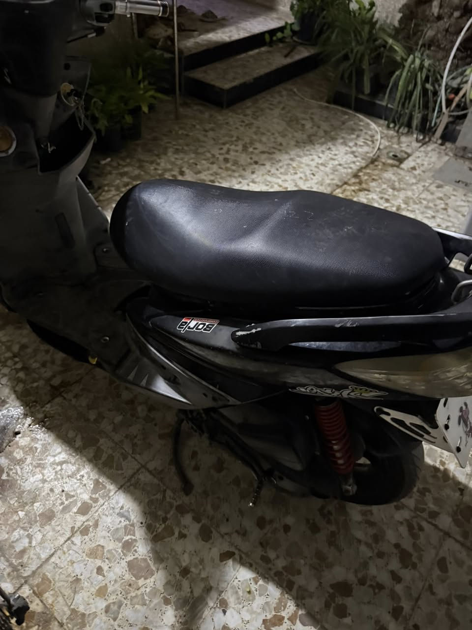 سكنس فحل 58للبيع. ابيع كوم حديد نقص باتري   ابيعه بدون تجوه وقاعده رقم سعر 500قفلل  بيهه كلجات رياضه اصلي مو تجاري بس الكلجات جايبهن 200 رقم ***********
