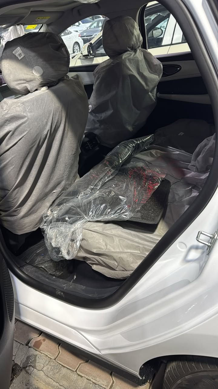 السلام عليكم بي وايدي سيل 5 فول مواصفات  السعر 22 مليون  ماشيه 800 ميل فقط الرقم ***********
