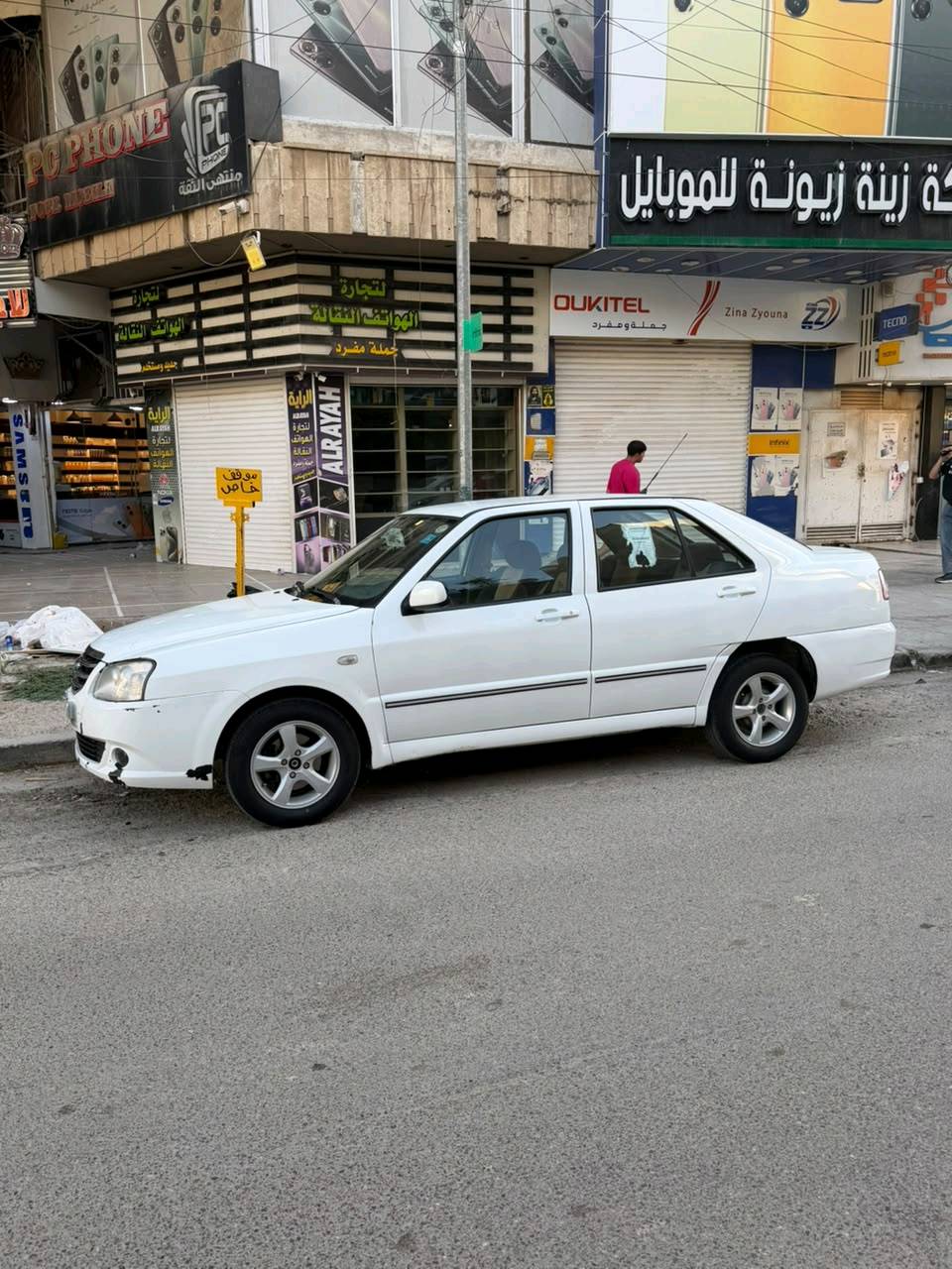 شيري ميرال 2014ماشيه ٩٠ تبريد حداديه صدر كفاله 
بيها بارد ٤ اصابع بلصندوق متوفره نقد واقساط نقد ٦٠ وبيها مجال واقسا ايضا متوفره بلاتفاق سياره خير من الله جاهزه من كلشي تلاث ارباع غراضها شادها جديد وسياره نصبتها حلوه وابد مموكفتني تبريدها ثلج