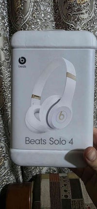 سماعات • مستخدمة ساعة • بغداد