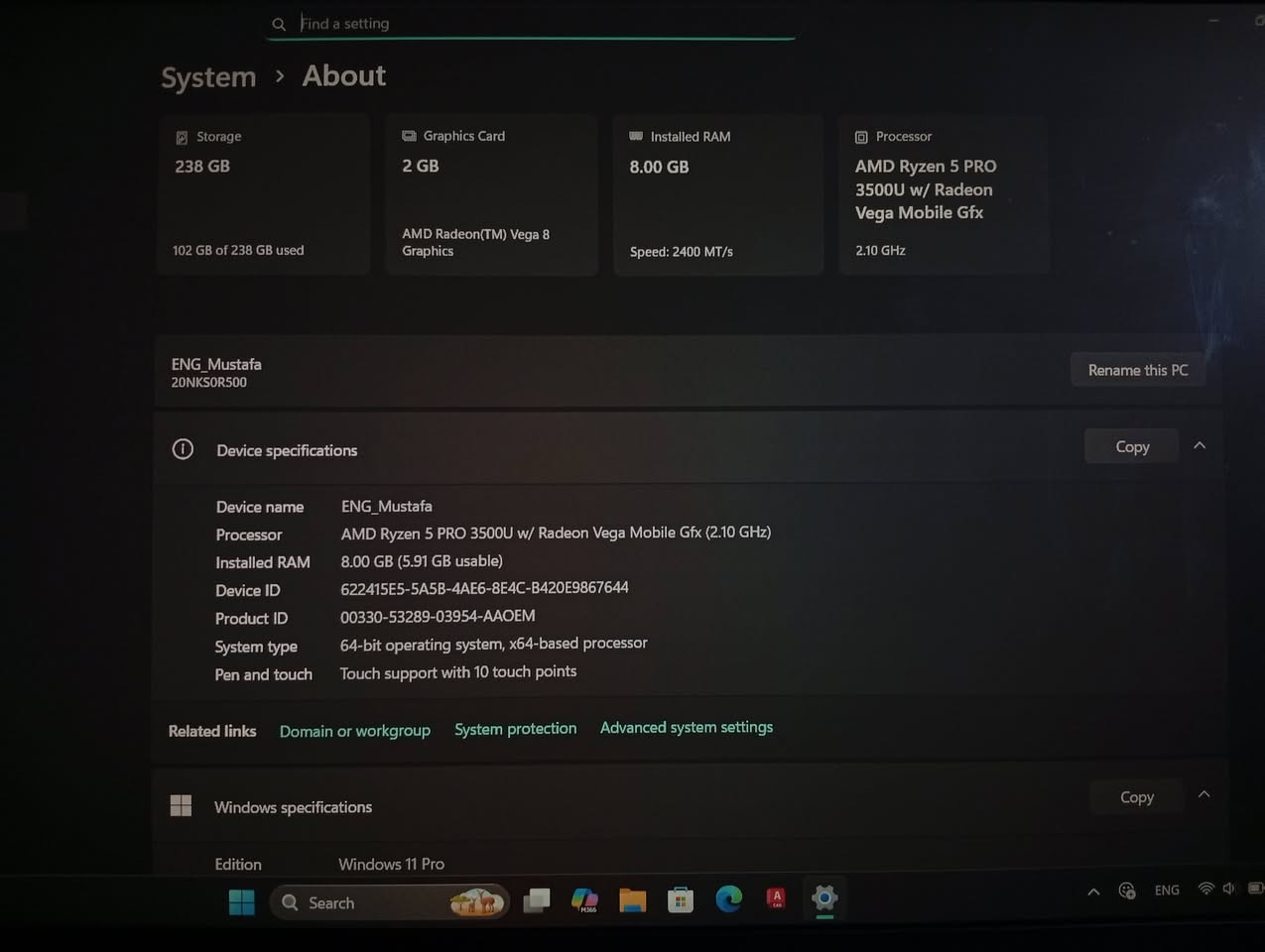 لابتوب للبيع
Lenovo ThinkPad

المعالج : Ryzen 5 3500U

الرام : 8 GB

الهارد : 256 ssd

كارت الشاشة : خارجي 2 Amd

اللابتوب تدعم اللمس

منصب وندوز 11 Pro ومفعل

مناسبة للبرامج الهندسية والتصميم

شحن تايبسي

وبرنامج الأوتوكاد✨

السعر :280 ألف

مكاني : بغداد / حي الجهاد / الملحانية

للأستفسار : ***********
