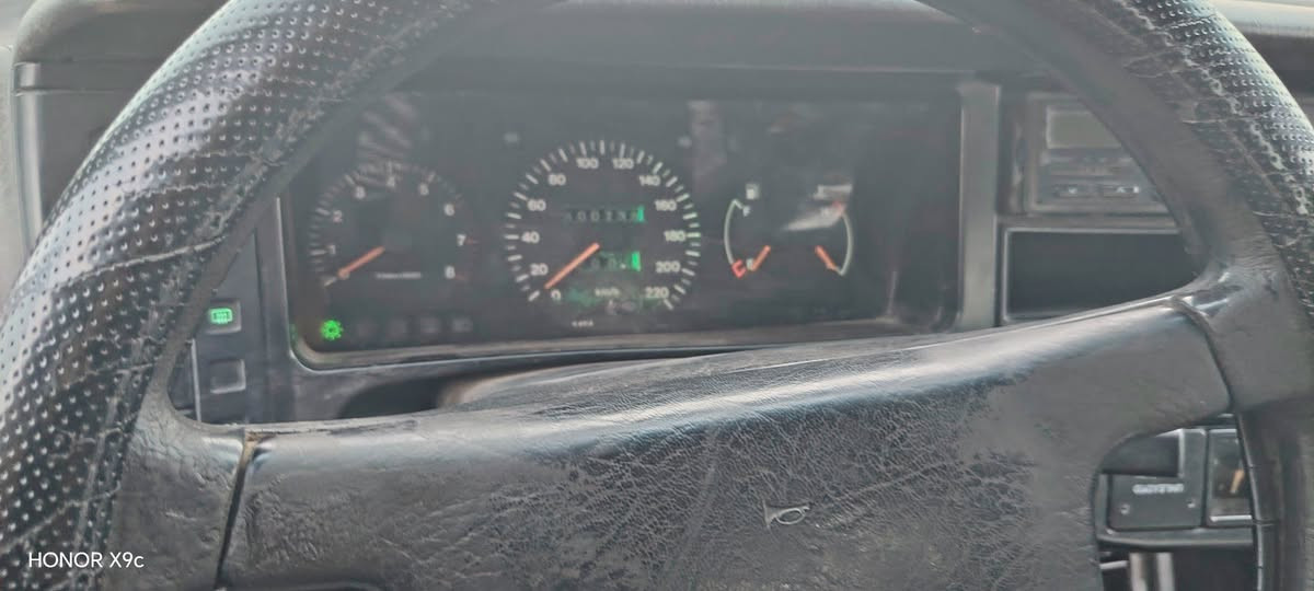 فالفو للبيع حجم 460
موديل 1992
هزه جديده 2026
سنويه جديده 
مكينه كير شرط 
سياره حلوه 
كابون بانزين جديد اكتروني شرط التحويل 
مصبوغه عام بسبب الهزه
عنوان موصل الرشيدية
السعر 25 وبيها مجال 
هاتف للاستفسار
***********
***********
