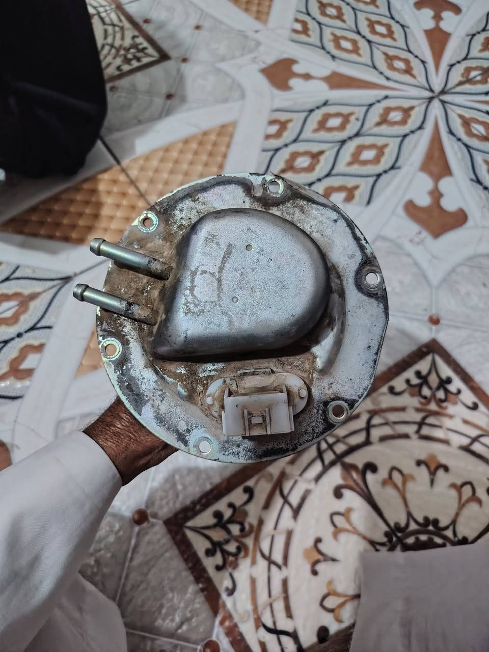 السلام عليكم عبوه نيسان اصلي كصه شرط الشغل المكان السماوه الخضر السعر ٦٠ وبيه مجال ويوجد توصيل وهاذه الرقم التليفون  ***********
