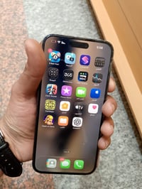 14 برو ماكس ذاكراه 256 بطاريه 93 مكسور ضهر فقط لاجهاز وتر ما مفتوح برغ...