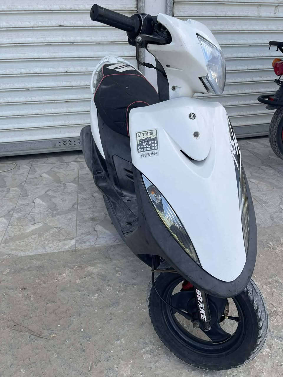 للبيع مكفوله حله مركز
800 وبيه مجال بسيط

***********
