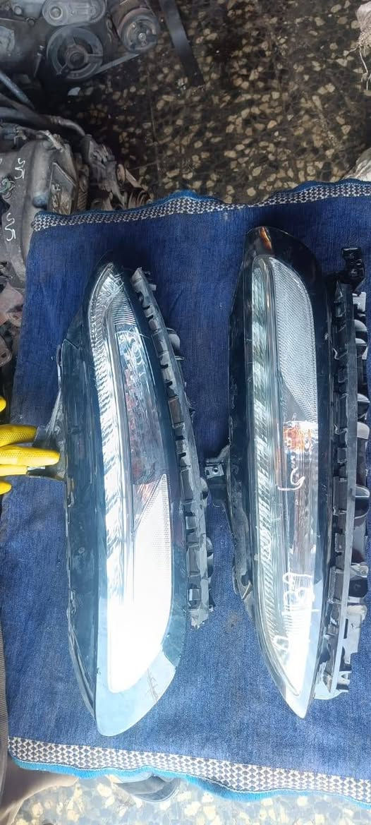 السلام عليكم ورحمه الله وبركاته 
مازدات جيب بزون تفصيخ اصلي كاملات هنه والمحاولات جيب وشد من موديل 2014 إلى موديل 2020 السعر 160 الف رقم الموبايل *********** بي واتساب
